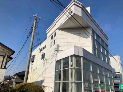 【外観】 | 高崎市新保町売店舗事務所 | 高駒線に面し、認知しやすい場所にあります。