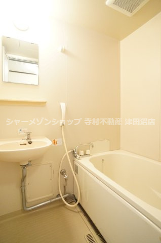 コーポ泉の浴室