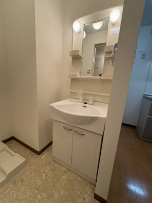 【洗面所】 | ソレイユ