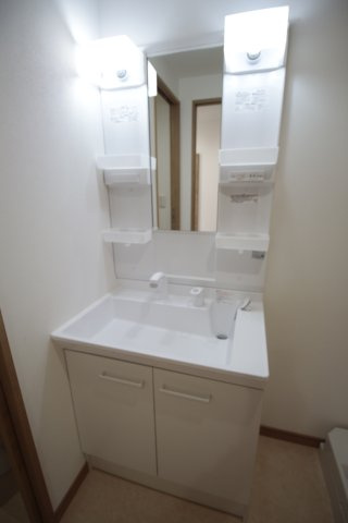 【独立洗面台】 | Ｍｉｎｙｌ（ミニール）轟 | シャワー付き洗面化粧台♪
