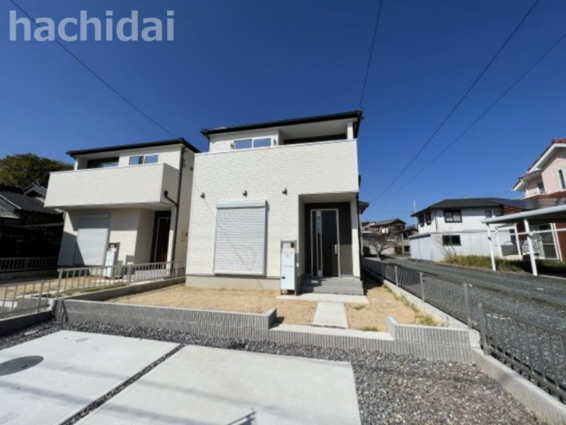 碧南市尾城町21-1期新築分譲住宅　2号棟の外観|碧南市尾城町21-1期新築分譲住宅写真です。2022年10月撮影