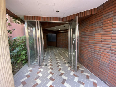 【エントランス】 | Sメゾン魚住