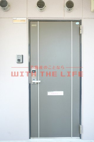 サンフォレスト小森野【キャッシュバック対象物件】の玄関|ゆったりとした玄関です