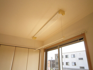 【設備】 | コンフォート東川口　B | 室内物干し