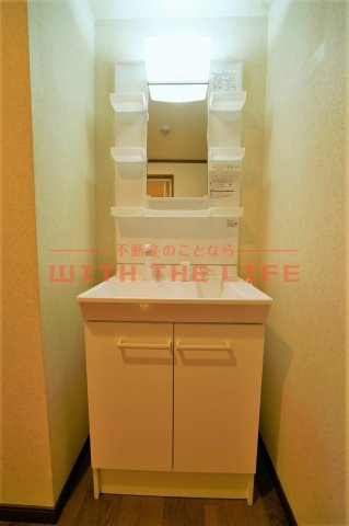 コンフォールⅡ【キャッシュバック対象物件】の独立洗面台|使いやすい独立洗面台です