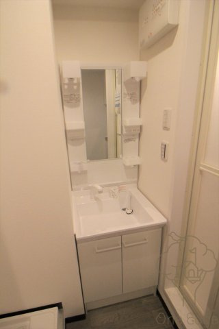 みおつくし十三の洗面所