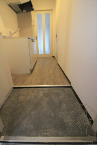 みおつくし十三の玄関