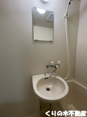 【洗面所】 | ベルメゾン鯉池 | 広い洗面スペース