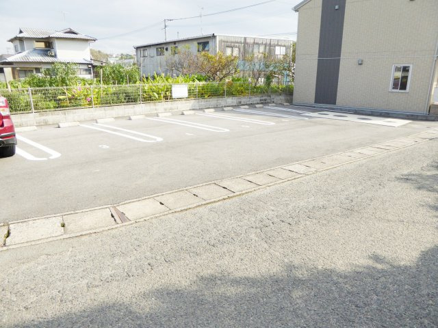 F・フィールドの駐車場