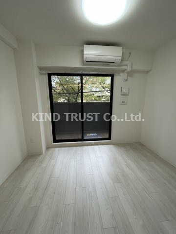 アドバンス西梅田ビオスの居間・リビング