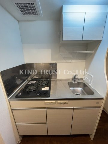 メインステージ西天満 T’s squareのキッチン|コンパクトなキッチンで掃除もラクラク