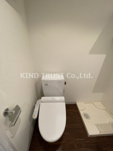 メインステージ西天満 T’s squareのトイレ|ゆったりとした空間のトイレです