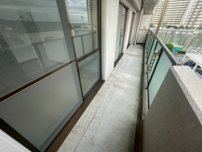 【バルコニー】 | ポート・パレ