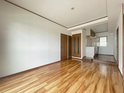 【居間・リビング】 | ポート・パレ