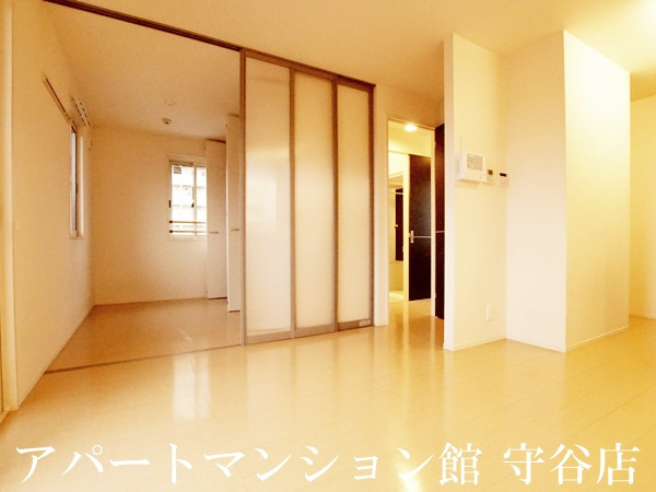 Bright oneの居間・リビング