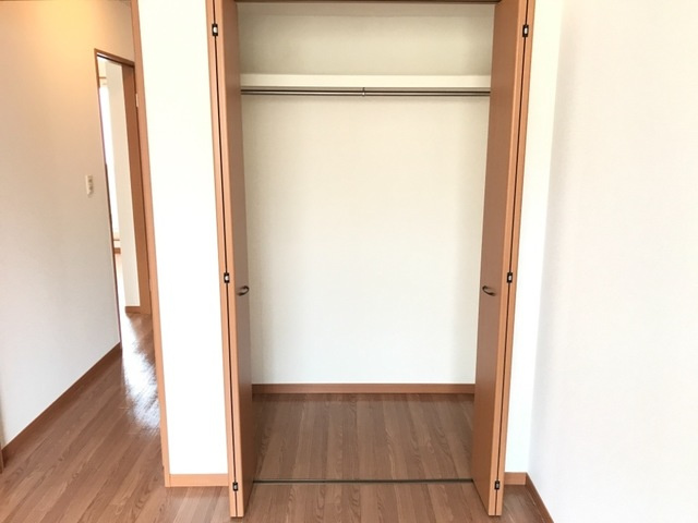 Dolceの洋室|クローゼット（北洋室）