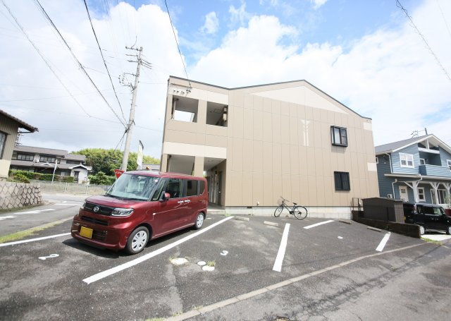 エンペラー内堀のその他