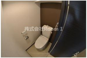 【トイレ】 | アドバンス大阪城アンジュ | 落ち着いた色調のトイレです
