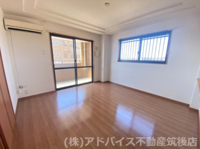 筑後市大字長浜の賃貸マンションの居間・リビング