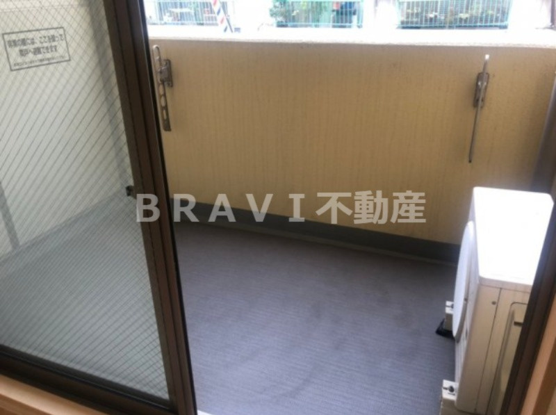 HERITAGE夕陽丘 BRAVI不動産のバルコニー|【HERITAGE夕陽丘】奥行があり便利なバルコニー