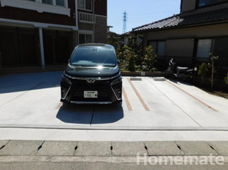 【駐車場】