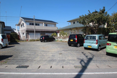 【駐車場】 | グリーンハイツ | 駐車場１台込み