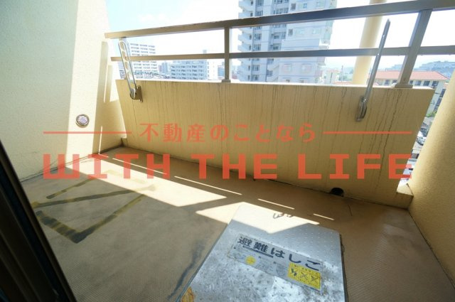 すかる梅満【キャッシュバック対象物件】のバルコニー|バルコニーがあります