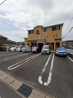 【駐車場】