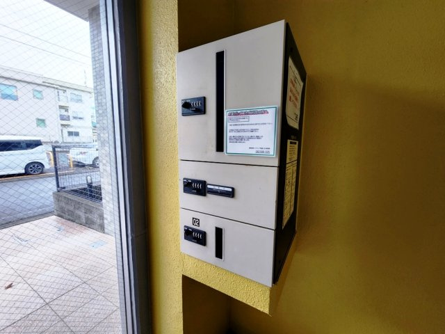 【その他共用部分】 | プティリヴィエール | 宅配BOX