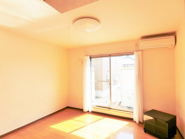 アメニティ東金Ⅰの洋室