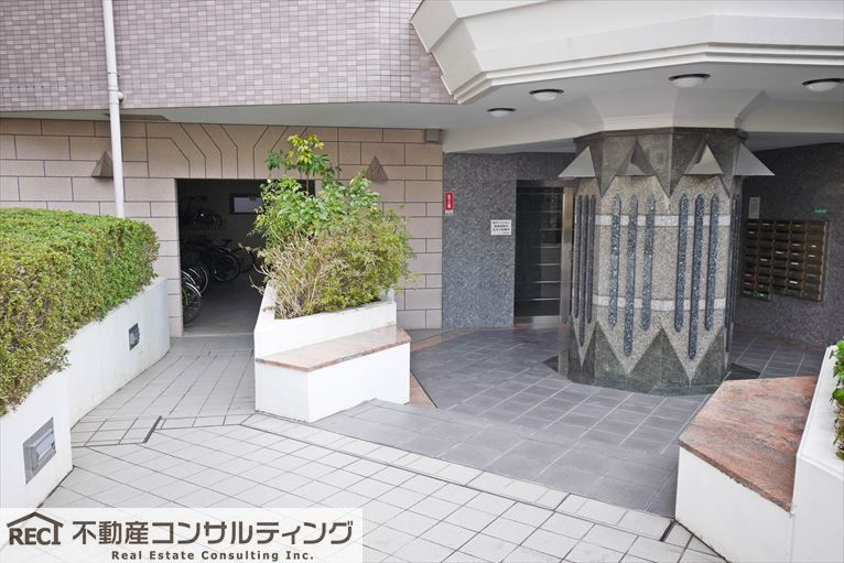 ローレル相楽園の周辺