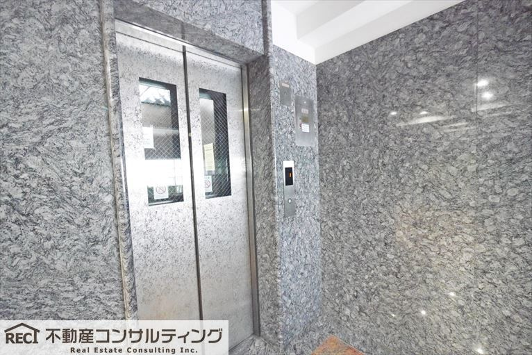 ローレル相楽園の外観