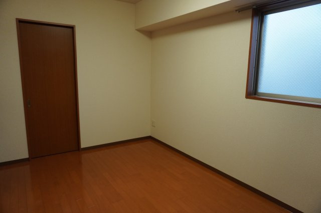 仲介手数料0！！Gramercy Shirakawa Koenの洋室