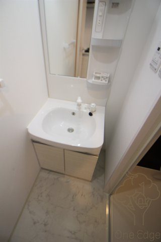 ベラジスタ塚本の独立洗面台
