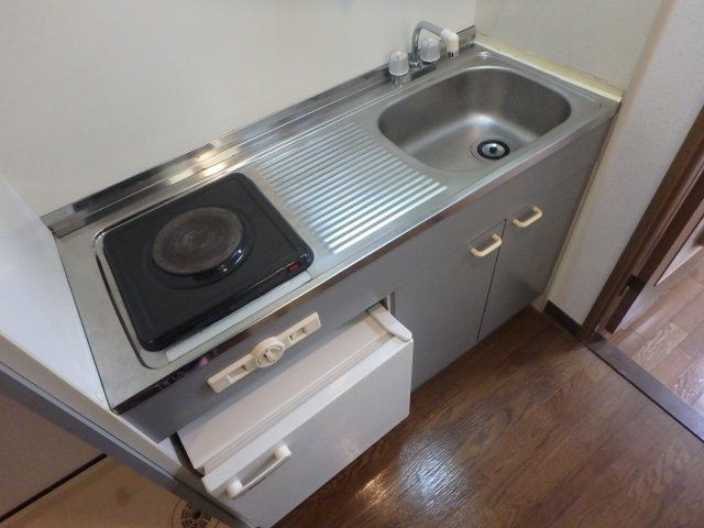 グランドオーク高井田のキッチン