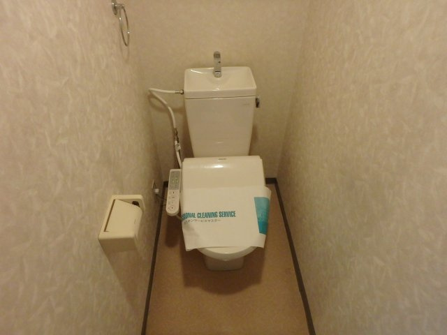 グランドオーク高井田のトイレ