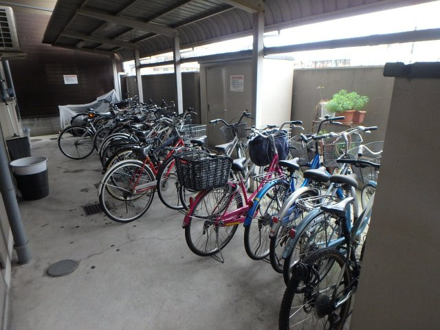 グランドオーク高井田のその他共用部分