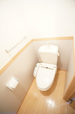 【トイレ】 | ロジュマン・ミヤカイドウC | ※同物件、同タイプのお部屋です