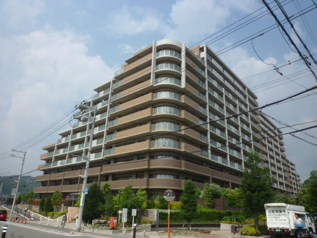 【外観】 | マークスタウン・グランフィーネ川西