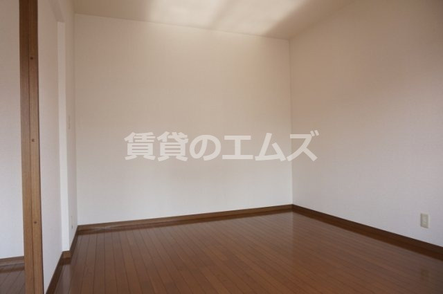 【洋室】 | アンプルールベトン筑紫通り | アンプルールベトン筑紫通りの洋室