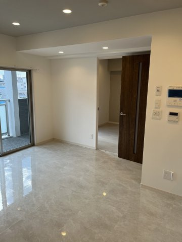 【居間・リビング】 | MODERN PALAZZO 天神南Ⅱ | こちらの居間で趣味の時間をお楽しみください
