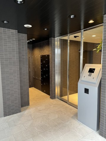 【エントランス】 | MODERN PALAZZO 天神南Ⅱ | 毎日通るエントランスはこのようになっています