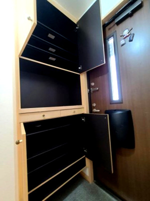 【玄関】 | モアエクレールB棟