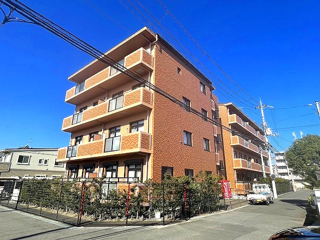 セントポーリアの外観|外観は落ち着いています