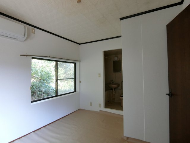 フローレンス勝田1号棟の和室