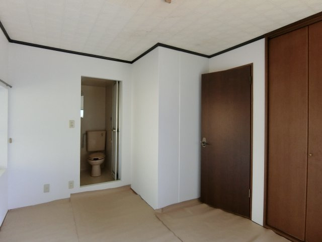 フローレンス勝田1号棟の和室