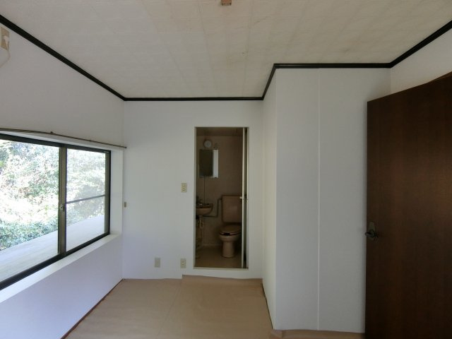 フローレンス勝田1号棟の居間・リビング