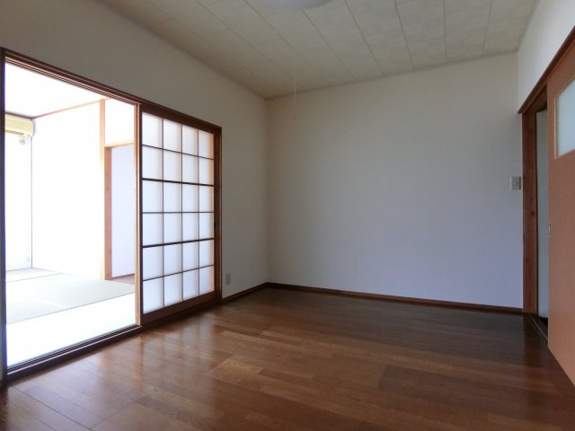 フローレンス勝田2号棟の内装