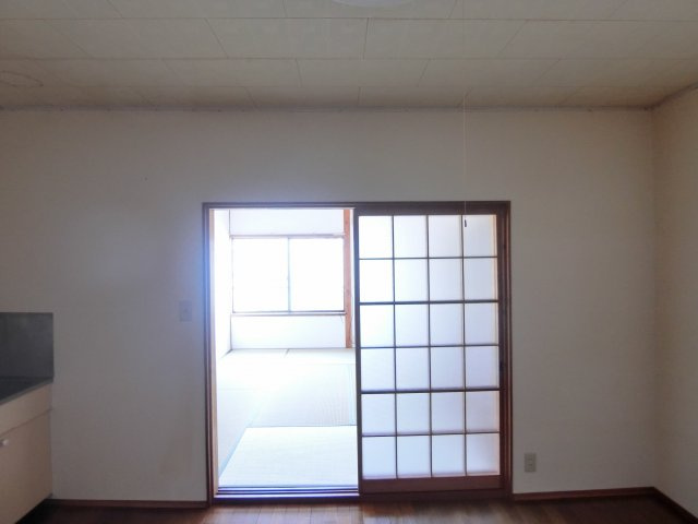 フローレンス勝田2号棟の内装