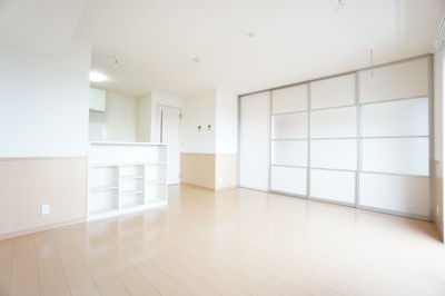 【居間・リビング】 | リビングタウン稲毛の杜 B | ※同物件・同タイプの写真です。